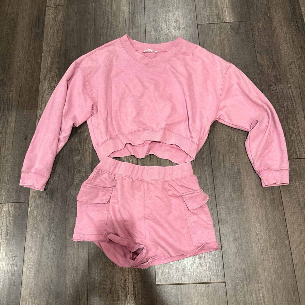 Hippie Rose Pink Cropped Sweatshirt and Shorts Set